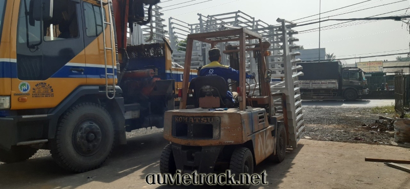 pallet xếp chồng